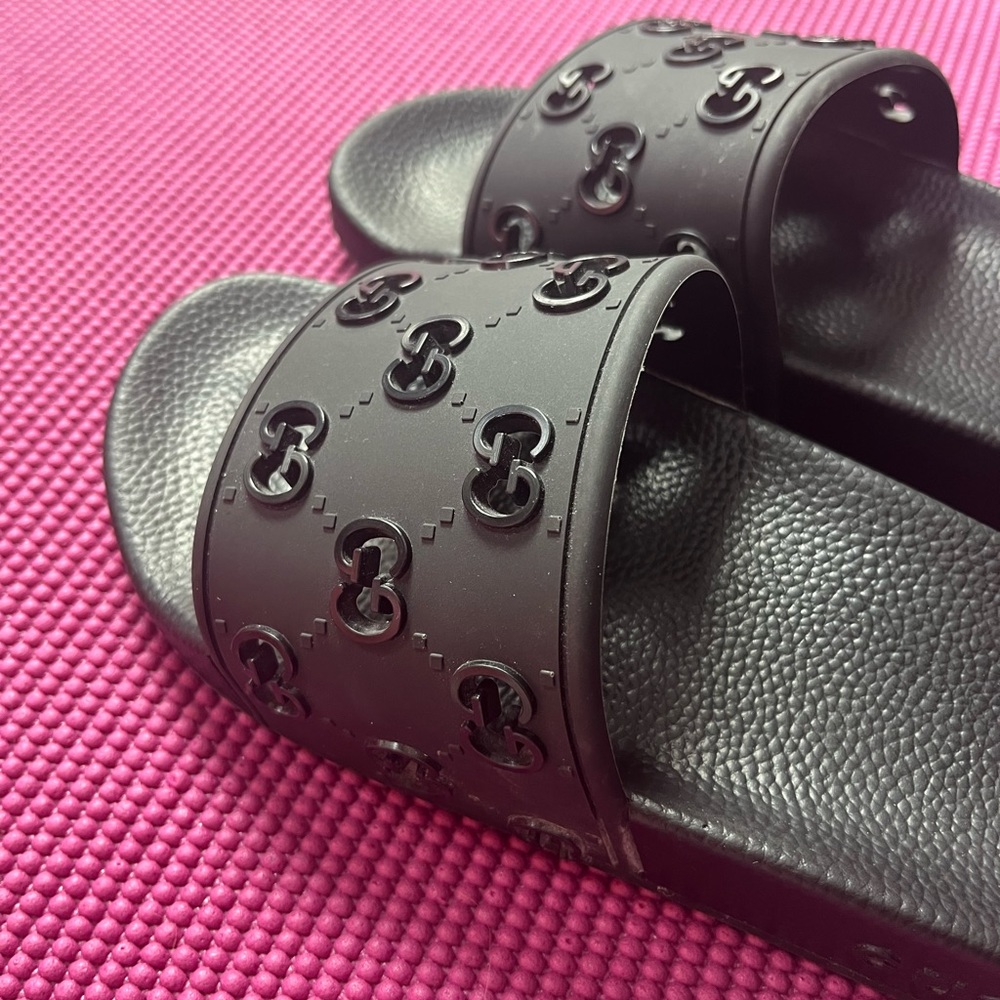 Rubber Gucci Slide Sandal